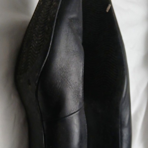 Leather black court shoes - black,