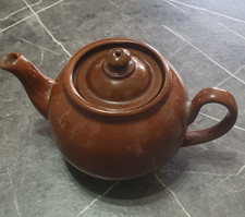 Brown Betty style Teapot, Made in England, L B makers mark, Small Brown Tea Pot