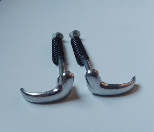 Vespa mk1 side panel clip - px,
