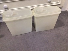 2 x Vintage Tupperware Cereal Store N Pour Large Storage Container  Lid Flip Lid