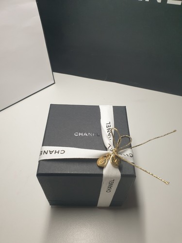 Chanel jewelry present - chanel, box