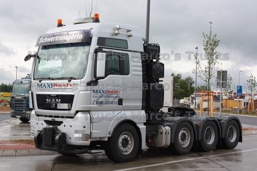 Truck photo man - photo, tgx