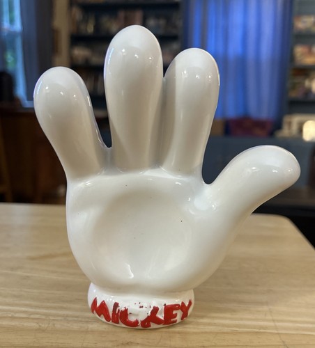Disney mickey mouse gloved - mickey,