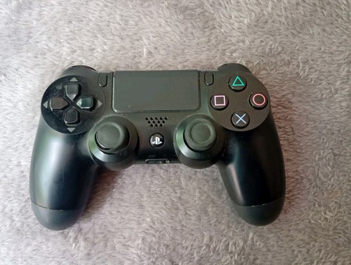 Ps4 dualshock controller - dualshock,