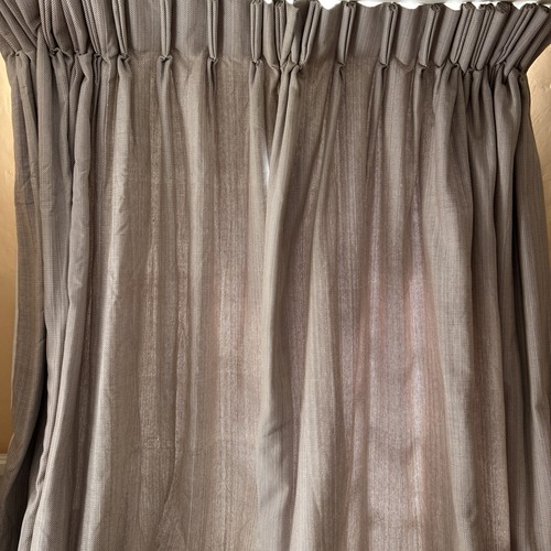 Pair pinch pleat - pair,