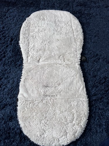 Silver cross sheepskin - silver,