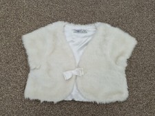 ☆☆ BHS Girls Ivory Faux Fur Shrug Age 7-8 Years Worn Once ☆☆