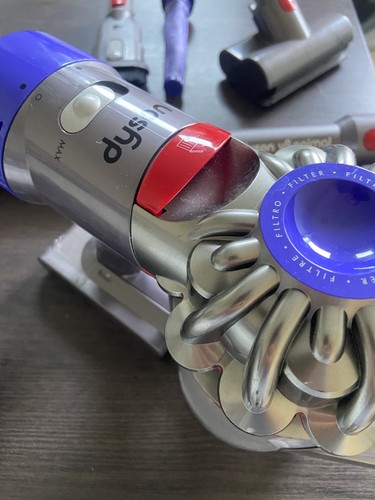 Dyson cordless handheld - v8,