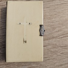 Vintage Book Of Prayer  G.E. Eyre And W. Spottiswoode London( Cross  Missing)