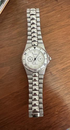Yema n11y96 day date - date, quartz