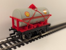 Hornby R1000 OO Gauge Shell 3