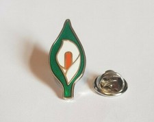 EASTER LILY BADGE