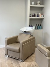 Lotus Phoenix Salon Backwash