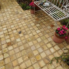 Camel buff cobble setts - buff,