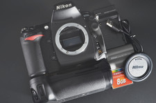 Nikon D700 12.1 MP DSLR Camera