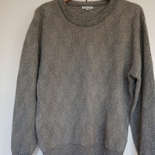 Mens Size M  Grey Alpaca mix Peruvian Connection jumper