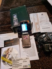 Rare Vintage Motorola RAZR2 V8