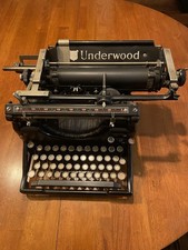 Vintage 1920s Underwood Model