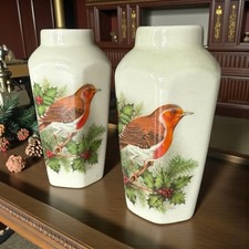 Royal Worcester Co. Palissy Robin With Holly Ceramic Bud Vases Vintage. 10cm