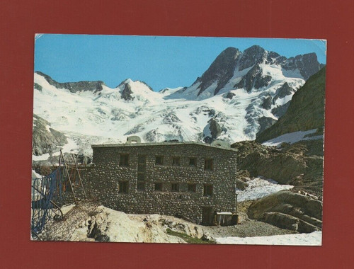 Berarde refuge de la - la,