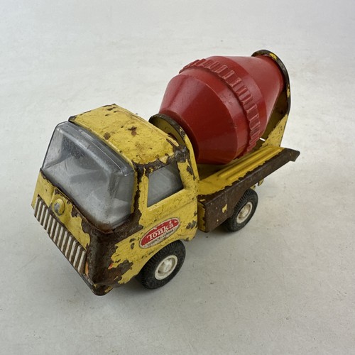 Vintage tin plate tonka - plate,