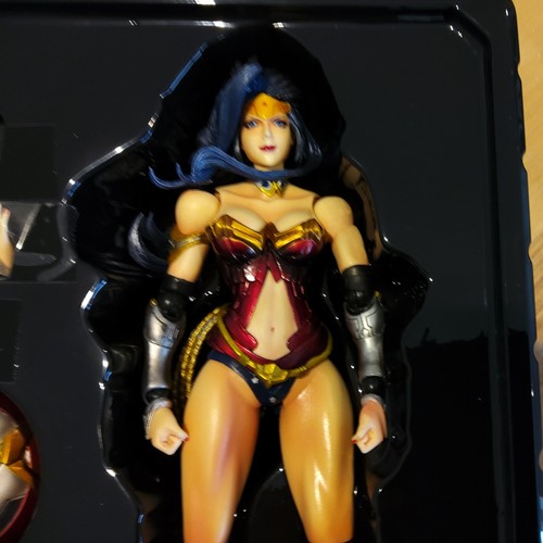 Wonderwoman 2014 square enix - wonderwoman,