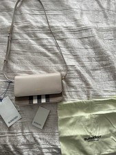 Burberry Hampshire Grey Beige