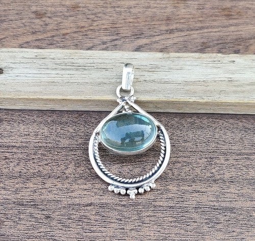 Aquamarine gemstone pendant - ,
