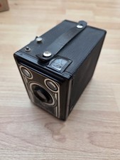 Vintage 1930s 1940s Box Brownie Camera