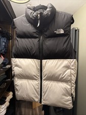 The North Face Women's Nuptse 2 Gilet Body Warmer Goose Down, Brown, Size Small