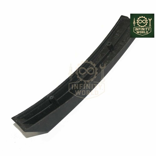 Black front mudguard - front, crest