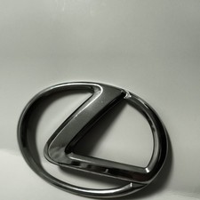 GENUINE LEXUS IS 200d