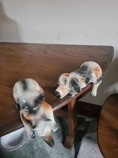 Leg over ceramic mantle - leg,
