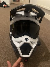 Fox V1 Youth M Motorcycle