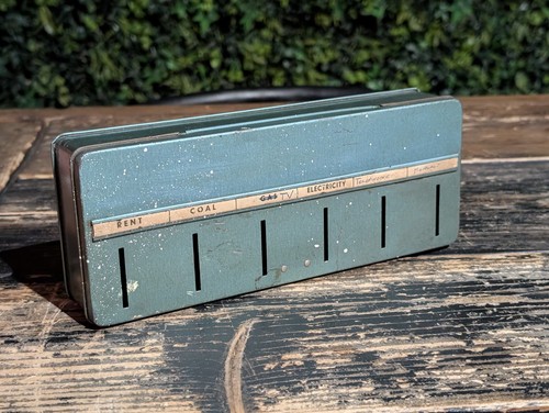 Vintage metal thrift box - vintage,