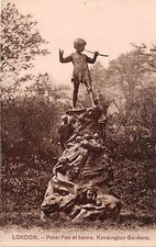 B85876  peter pan statue