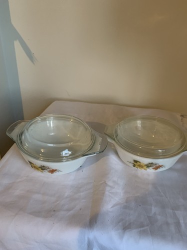 Pyrex pair medium casserole - pyrex,