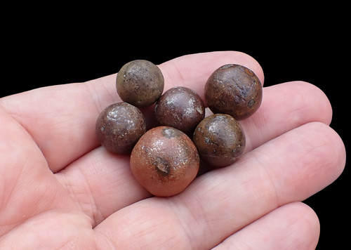 Small stoneware marbles - stoneware, from