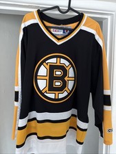 Boston Bruins CCM Hockey Jersey Size Medium