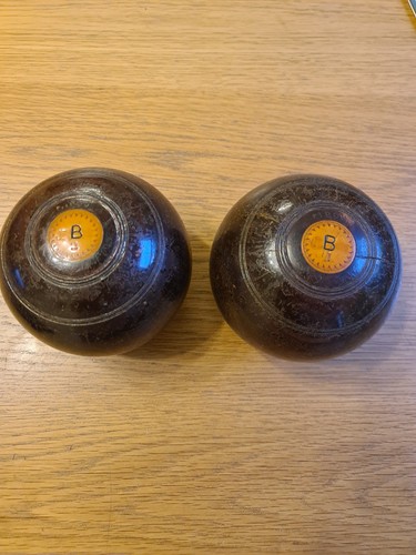 Crown green bowls - bowls, lignum