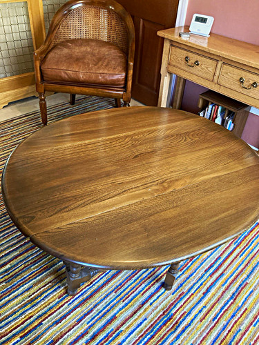Ercol extendable oval coffee - extendable,