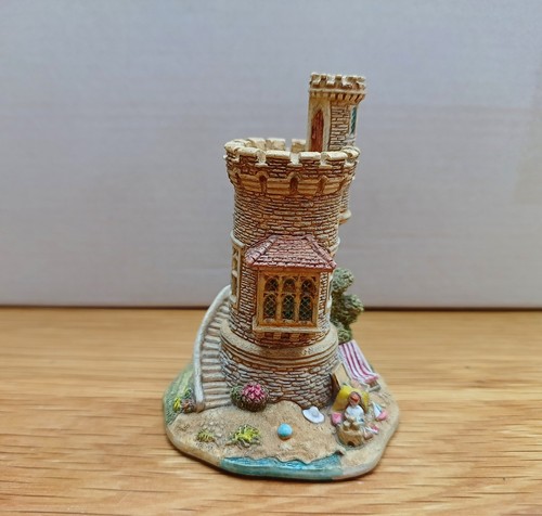 Lilliput lane the sandcastle - lane,