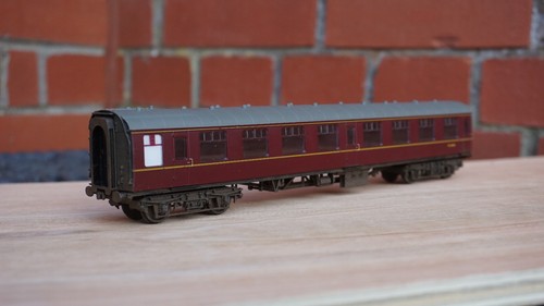 Hornby maroon mk1 coach - mk1,