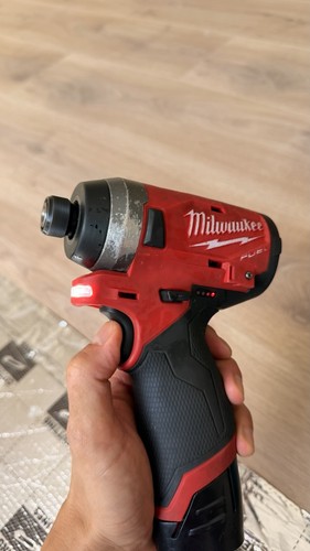 Milwaukee m12 fid charger - milwaukee,