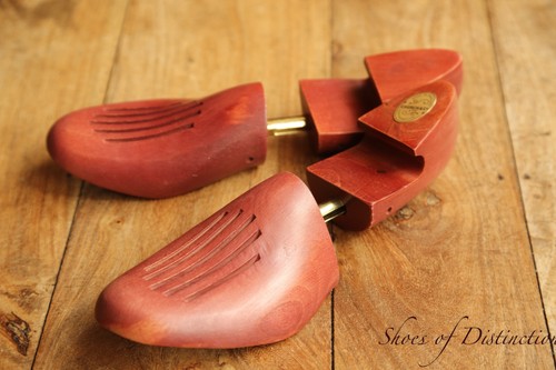 Church wooden shoe trees - church's,
