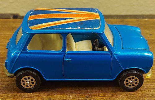 Vintage corgi cars die cast - corgi,