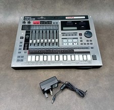 Roland MC-808 Groovebox Sampler Sequencer Pads Arpeggiator