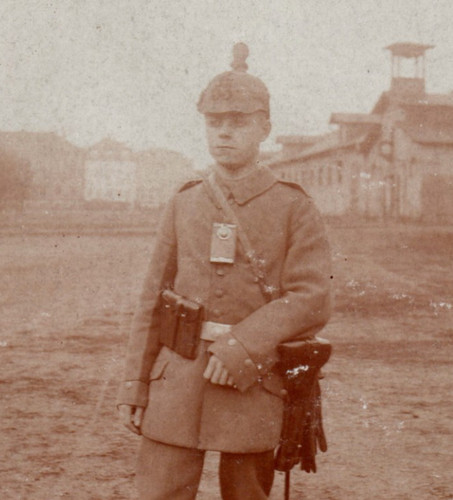 Wwi german soldier pickelhaube - german,