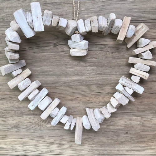 Large white hanging heart - white,