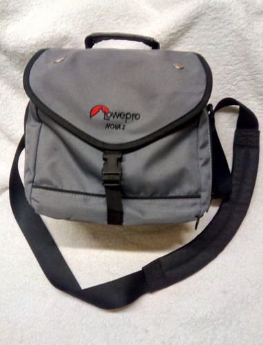 Lowepro nova black grey - 2,
